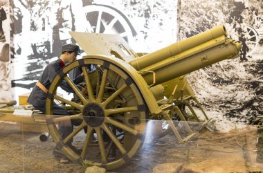 Tarihsel sergiler ve savaş konulu kompozisyonlar Macar ordusunun askeri Tarih Müzesi.