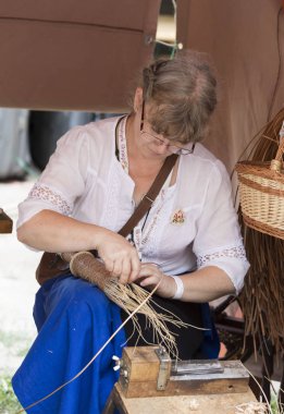Geleneksel halk Saint Istvn ve halk ustaları ile Macaristan ekmek ilk adil. Budapeşte. Macaristan
