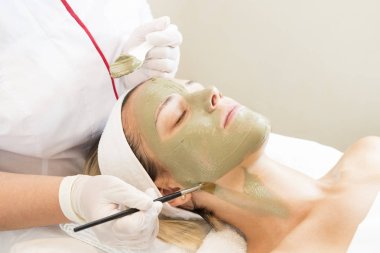 İşlem kozmetik maskesi masaj ve Cilt Bakımı 