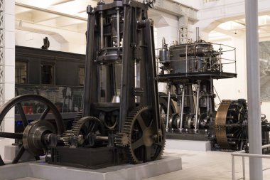 Viyana Teknik Müzesi enerji Sanayi makineleri imalatı sergiler. 
