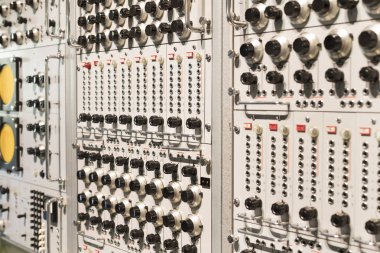 Viyana Teknik Müzesi enerji Sanayi makineleri imalatı sergiler. 