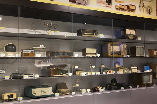 Viyana Teknik Müzesi enerji Sanayi makineleri imalatı sergiler. 