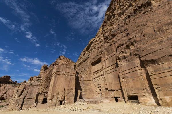古代被遗弃在约旦佩特拉岩城 — 图库照片