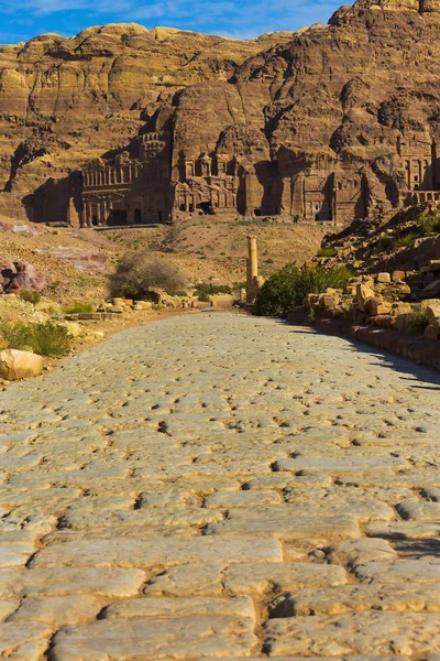 Antiga cidade rochosa abandonada de Petra na Jordânia — Fotografia de Stock