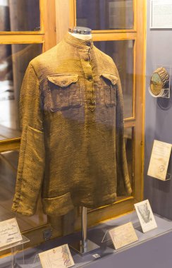 Tarihsel sergiler ve savaş konulu kompozisyonlar Macar ordusunun askeri Tarih Müzesi. 