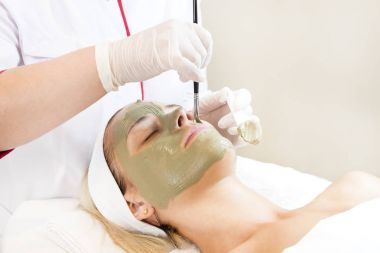 İşlem kozmetik maskesi masaj ve Cilt Bakımı 