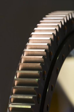 büyük çelik dişli