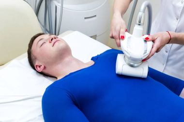 Klinik lipomassage işleme 