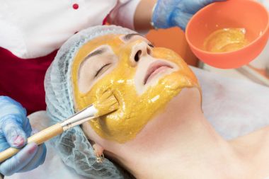 Masaj ve yüz kabukları salon