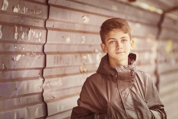 Retrato de un adolescente — Foto de Stock