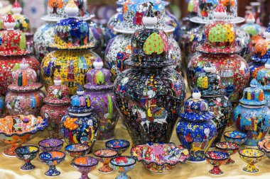 Geleneksel Türk dekoratif seramik