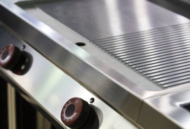 Metal yüzey pişirme plaka