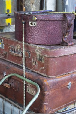 Tel Aviv - Yafa, İsrail - 24 Kasım 2017:Street bit pazarı eski şeyler ve antika içinde eski bölge, Tel Aviv