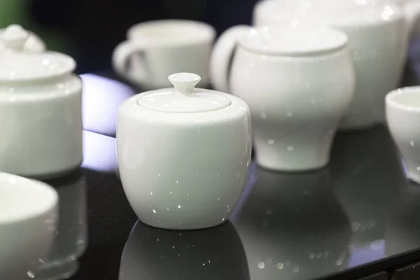 お茶を飲むための陶器のカップ — ストック写真