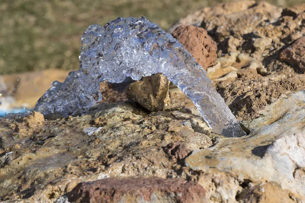 Source Pure Mineral Water Stone — Stock Photo, Image