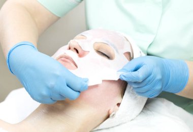 İşlem kozmetik maskesi masaj ve Cilt Bakımı Güzellik Salonu