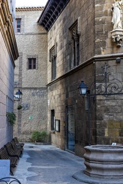 Barcelona, İspanya - 13 Ocak 2018: mimari karmaşık Poble Espanyol ülkenin geleneksel mimarisinin. Barselona'da düzenlenen bir uluslararası sergi için 1929 yılında oluşturulan.