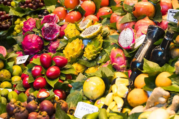 Barcelona Španělsko Ledna 2018 Starý Trh Potravinami Barcelona Boqueria Prodej — Stock fotografie