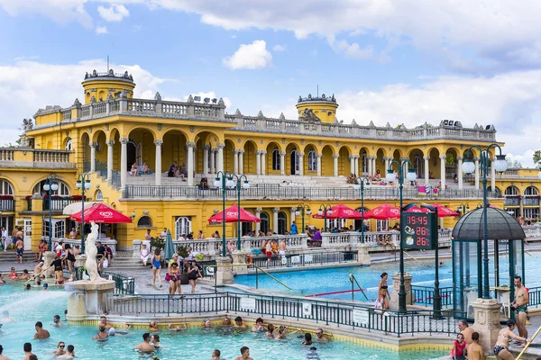 Budapest Ungarn August 2017 Das Älteste Szechenyi Heilbad Ist Das — Stockfoto