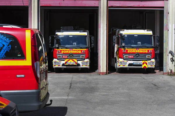 Madrid España Marzo 2018 Garaje Coches Equipos Del Departamento Bomberos — Foto de Stock