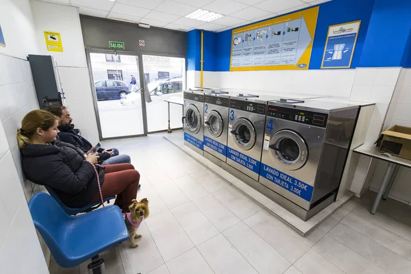 Madrid Spain March 2018 Public Laundry Mashinam Street City Madrid — Stock Photo, Image