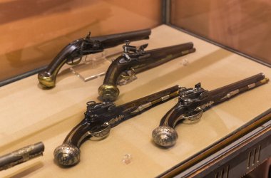 Madrid, İspanya - 28 Mart, 2018: Denizcilik Müzesi Madrid tarihinin İspanyol Donanması gemi modelleri tarihi eser .