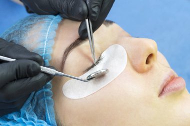 Kadın kirpik uzatma, kirpik Laminasyon için yordam. 