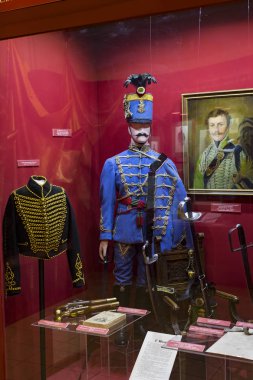 Budapeşte, Macaristan - 22 Ağustos 2017: tarihsel sergiler ve savaş konulu kompozisyonlar Macar ordusunun askeri Tarih Müzesi. 