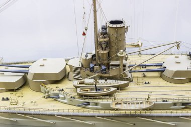 MUNICH, GERMANY - 26 Kasım 2018: Alman Bilim ve Teknoloji Başarı Müzesi, enerji buhar makineleri, rüzgar değirmenleri ve elektrik jeneratörlerinin üretimine yönelik eski mekanizmaların maruziyetini temsil etmektedir.. 