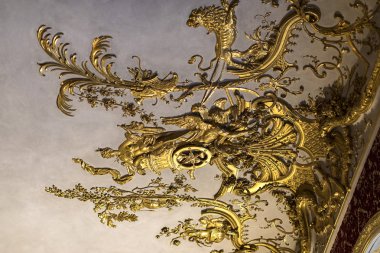 Münih, Almanya - 27 Kasım 2018: altın alçı dekorasyon iç Müzesi ikamet (Münih Residenz), Bavyera krallar. 