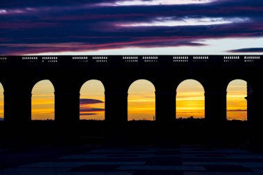 Madrid İspanya'nın başkenti şehir mimarisini unsurları.