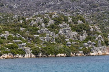 Antik Likya şehridir ve etrafı sonucu olarak deprem şehri sular altında. Şehir, Simena Kekova Türkiye çevresinde. 