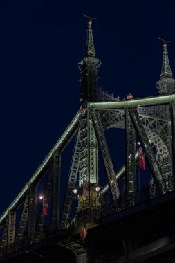 Budapeşte, Macaristan. 23 Haziran 2017: Tuna Nehri 'nden Budapeşte' nin mimari öğeleri.