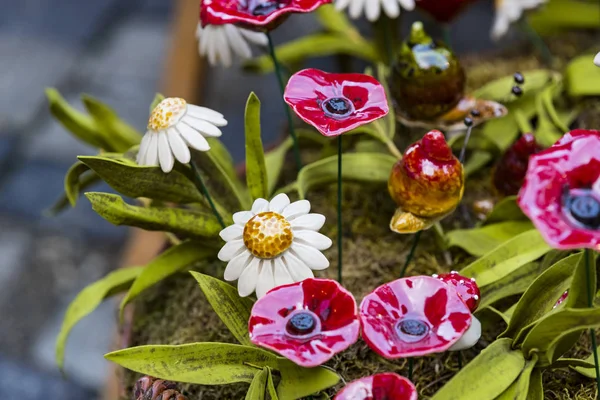 Flores Cerâmicas Húngaras Tradicionais Para Decorar Interior Jardins Vasos Flores — Fotografia de Stock