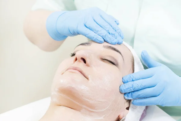 Procedure Female Cosmetic Mask Chistak Face Beauty Salon — 스톡 사진