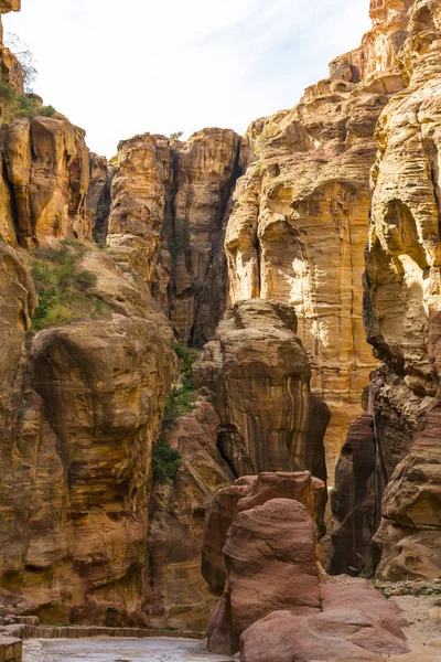 Αρχαία Εγκαταλείφθηκε Ροκ Πόλη Της Πέτρας Στην Ιορδανία Τουριστικό Αξιοθέατο — Φωτογραφία Αρχείου