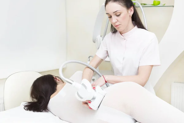 Young Woman Process Clinic Lipomassage — 스톡 사진