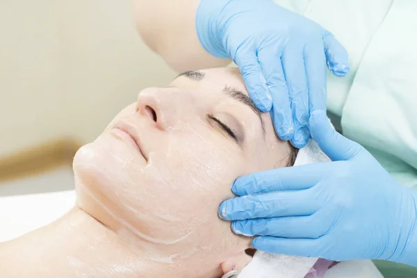 Procedure Female Cosmetic Mask Chistak Face Beauty Salon — 스톡 사진