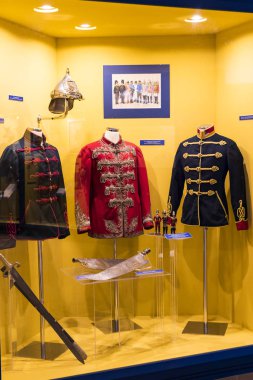 Budapeşte, Macaristan - 22 Ağustos 2017: tarihsel sergiler ve savaş konulu kompozisyonlar Macar ordusunun askeri Tarih Müzesi. 