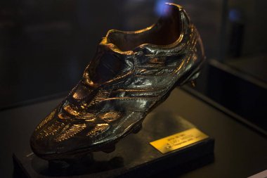 Barcelona, İspanya - 12 Ocak 2018: bardak kupa ve Ödülleri takımı Fc Barselona'nın müze Camp Nou,.