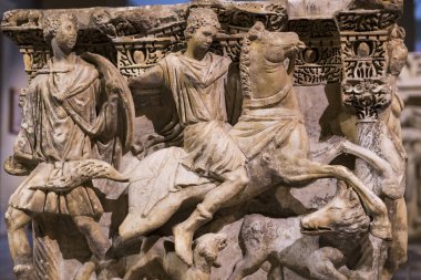 Istanbul, Türkiye - 4 Nisan, 2017: Arkeoloji Müzesi İstanbul, antik sergileyen bugünkü Türkiye Cumhuriyeti topraklarında yaşayan eski imparatorlukların