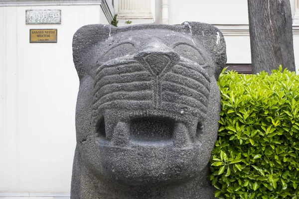 Istanbul Turquía Abril 2017 Museo Arqueología Estambul Exposiciones Antiguas Imperios — Foto de Stock