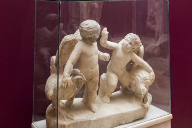 Istanbul, Türkiye - 4 Nisan, 2017: Arkeoloji Müzesi İstanbul, antik sergileyen bugünkü Türkiye Cumhuriyeti topraklarında yaşayan eski imparatorlukların