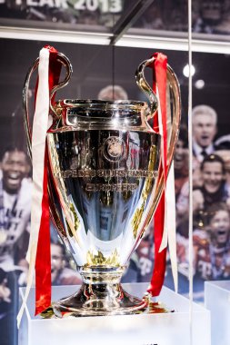 Münih, Almanya - 25 Kasım 2018: Başarıları Müzesi futbol kulübü Munich Bavyera Allianz Arena topraklarında bulunan.