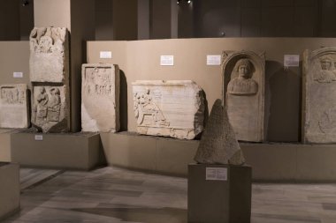 Istanbul, Türkiye - 4 Nisan, 2017: Arkeoloji Müzesi İstanbul, antik sergileyen bugünkü Türkiye Cumhuriyeti topraklarında yaşayan eski imparatorlukların