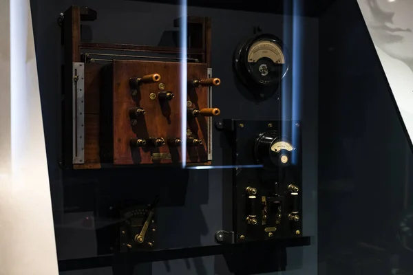 ミラノ イタリア 6月2018 レオナルド ヴィンチ部門にちなんで名付けられた技術博物館 レオナルド ヴィンチの装置や技術的発明のモデルの展示 — ストック写真