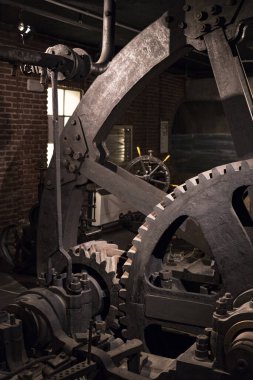 MILAN, ITALY - 6 Haziran 2018: Leonardo Da Vinci Bölümü 'nden sonra adlandırılan Teknolojik Teknik Müze, Leonardo Da Vinci' nin teknik icatlarının ve cihazlarının modellerinin sergilenmesi. 