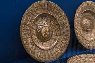 6 HAZİRAN 2018, MİLAN, İTALYA: Milano soylularının lüks eşyalarının sergisi Sforza Kale Müzesi 'nde sergilenmektedir.. 