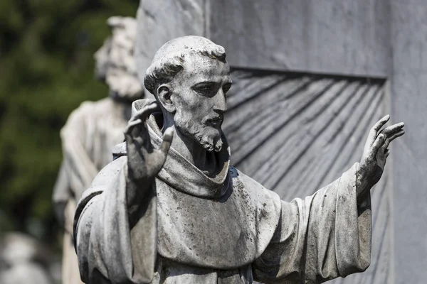 Milan Italie Juin 2018 Statues Deuil Sur Les Tombes Cimetière — Photo
