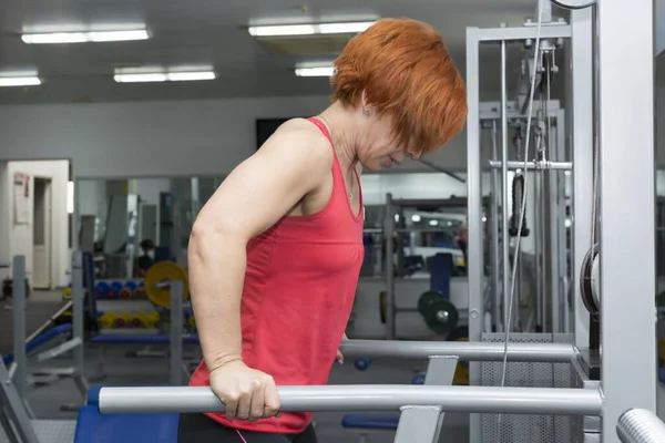 Elderly Woman Engaged Power Fitness Gym — Stock Photo, Image